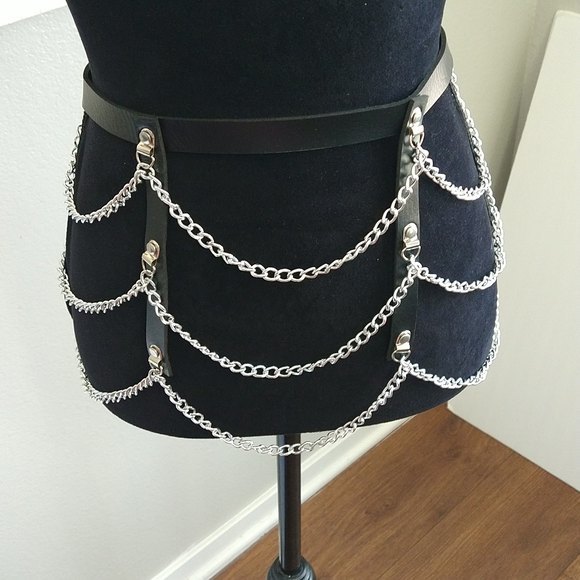Funky Chain Belt One Size Fits Most In Black and Silver main image 5